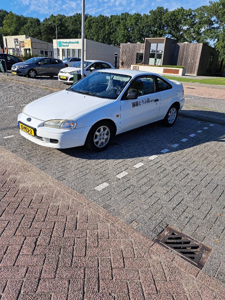 Toyota Paseo 1.5i uit 1997 – € 2.000